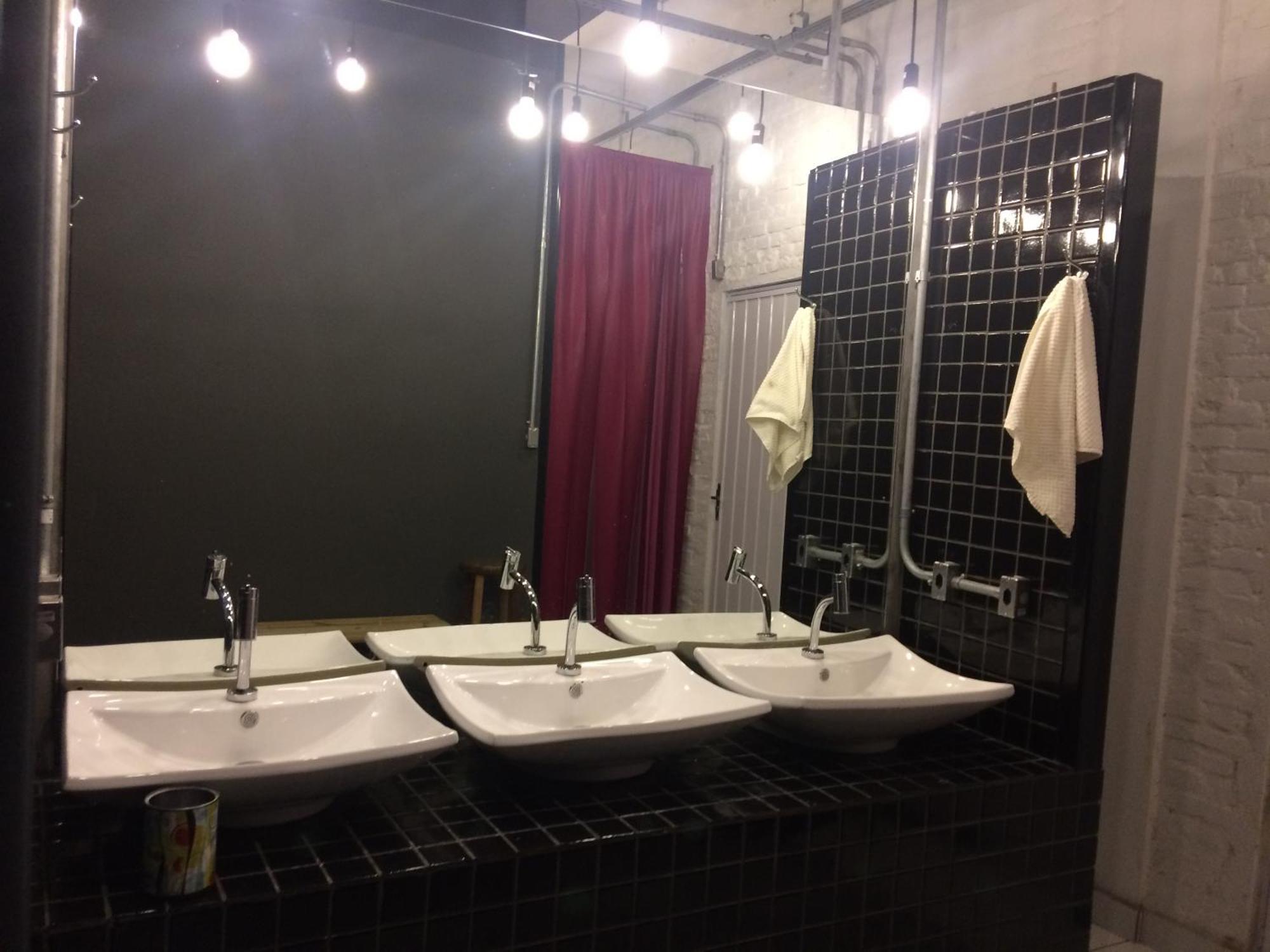 Florianópolis Eco Box Hostel מראה חיצוני תמונה